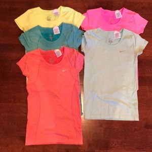 Nike Dri Fit Short Sleeve Lot of 5 size XS